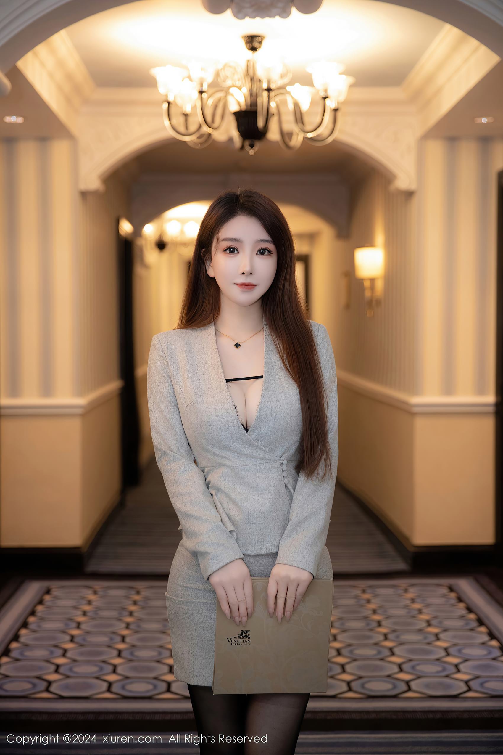 [Xiuren秀人网]2024.06.18 NO.8716 雨儿酱eve[83+1P/820MB]插图2