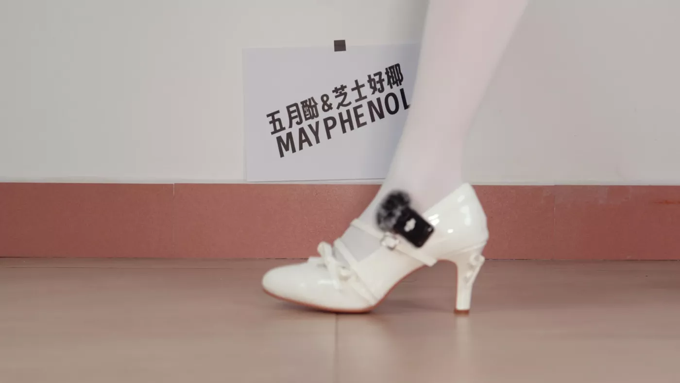 芝士好椰 NO.027 – 把麦克风别在鞋上！听听花笺高跟鞋的声音！[1V/522MB]插图