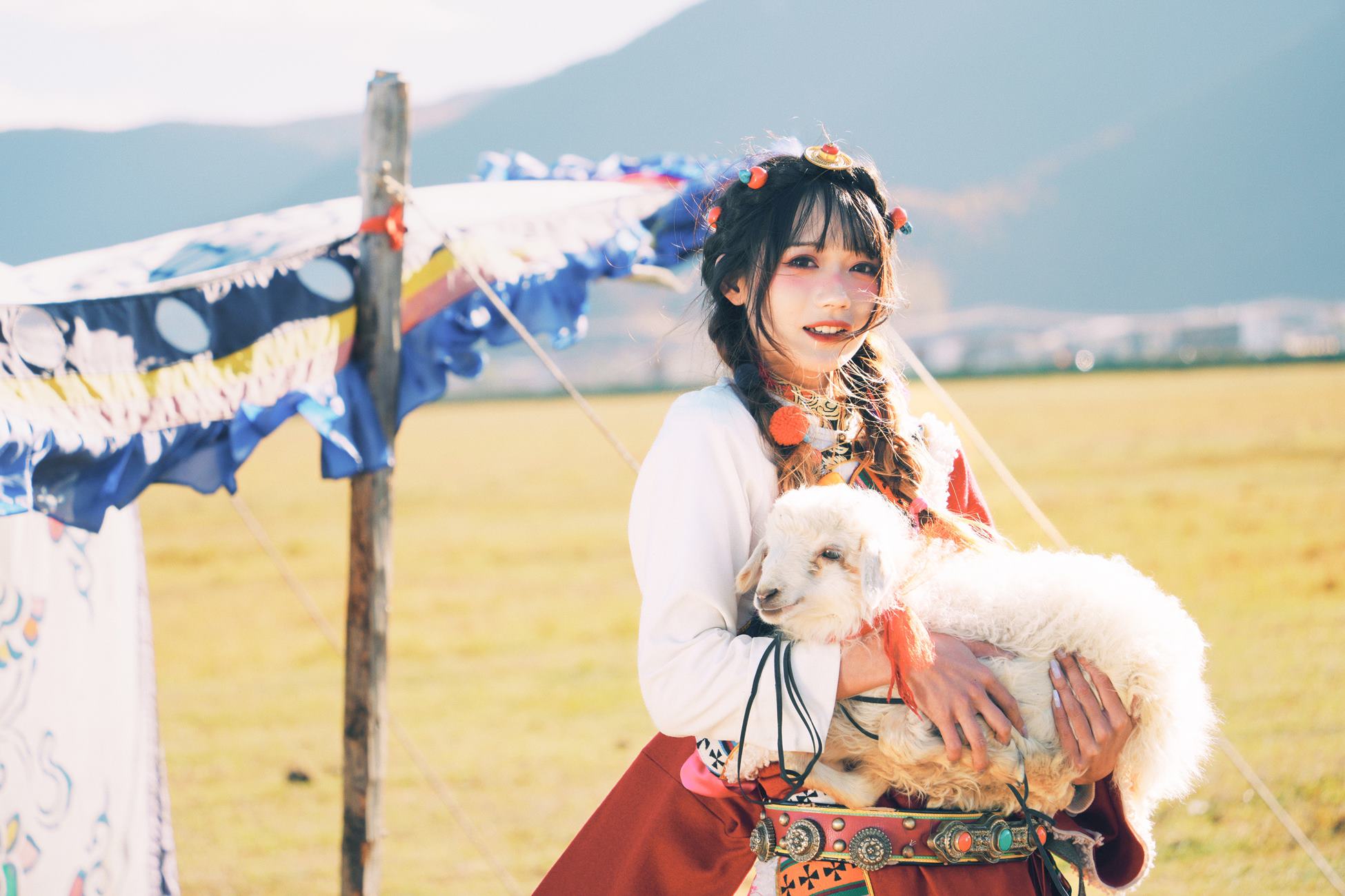 人气Coser@兔子Zzz不吃胡萝卜 草原小卓玛[24P/124MB]插图1