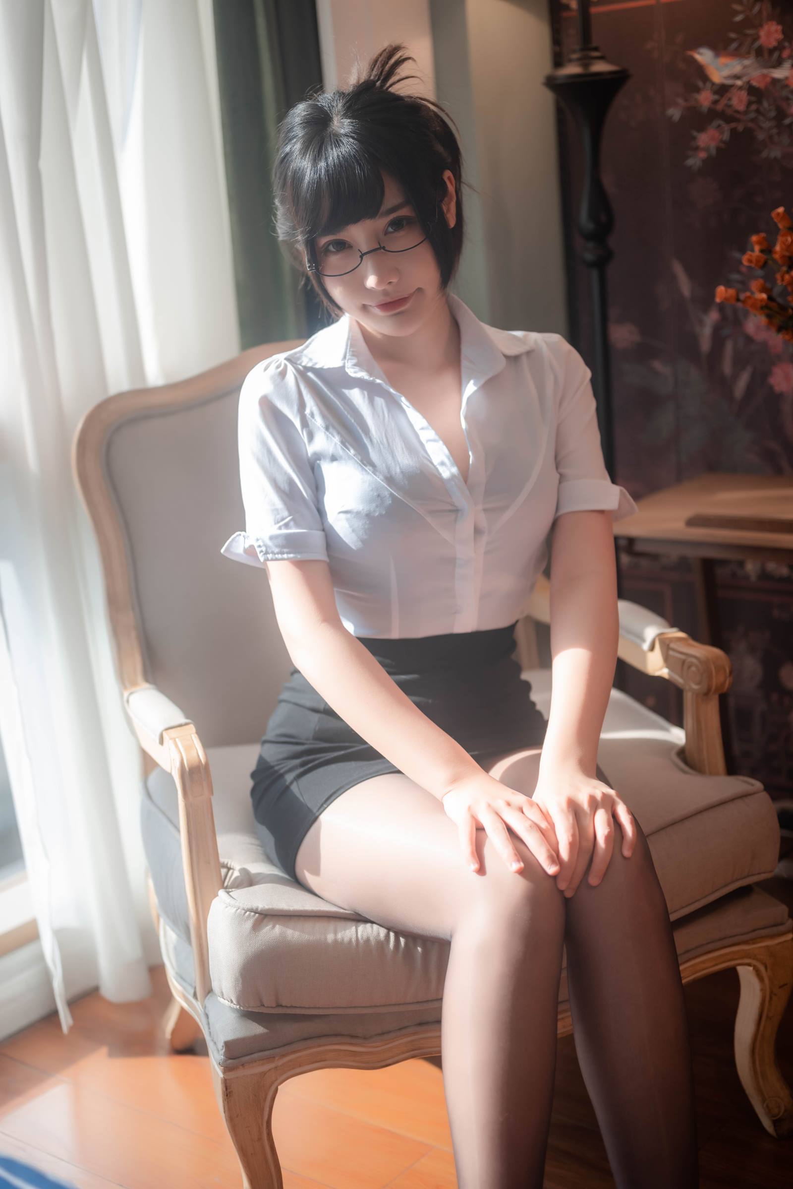 糖果果candy – 室内OL[102P/326MB]插图2