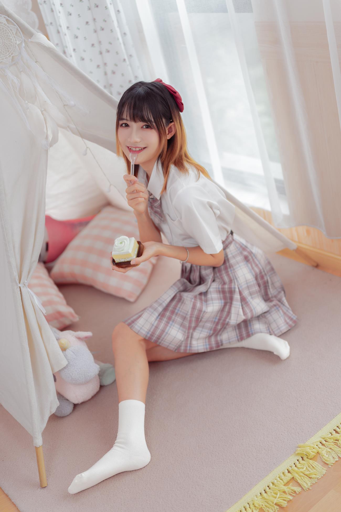 人气Coser@兔子Zzz不吃胡萝卜 少女心事[31P/230MB]插图2