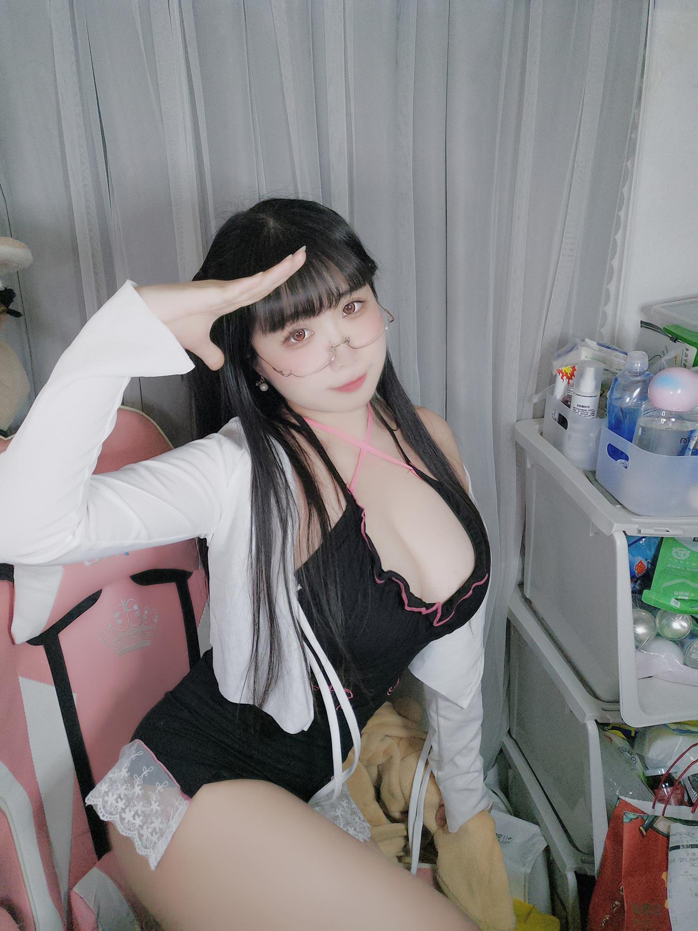 贞子蜜桃  – 心心眼[10P/1V/252MB]插图2