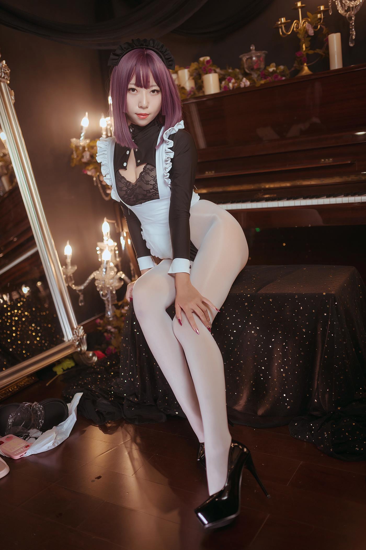 Money冷冷 – 高叉女仆[25P/211MB]插图1