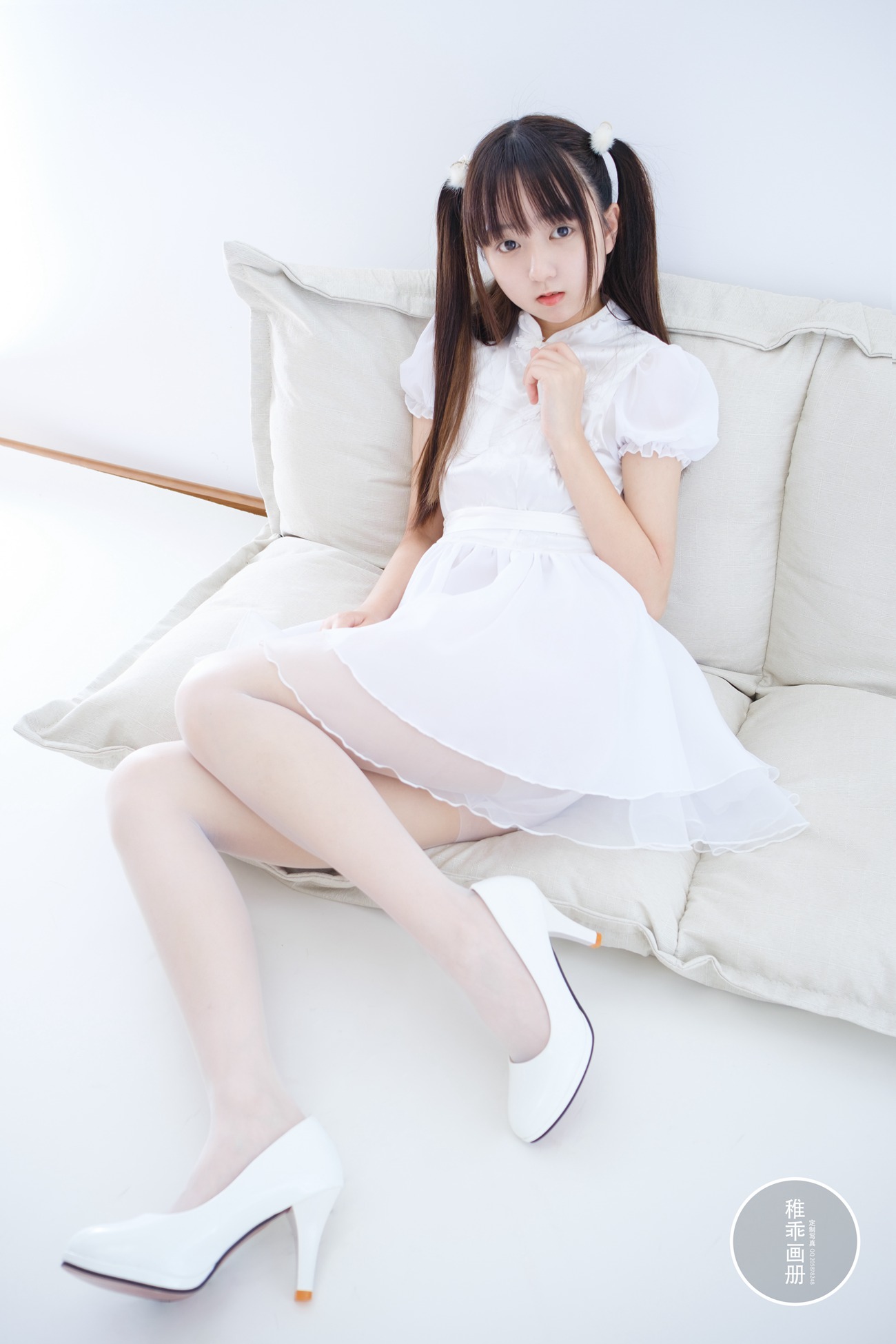柴系小乖(稚乖画册)- 团子 18D白丝 [65P/1V/862MB]插图2