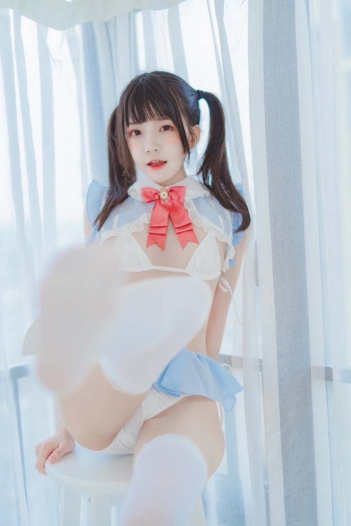 人气动漫Coser@桜桃喵 – 爱丽丝的兔子+特写 [76P/902MB]插图1