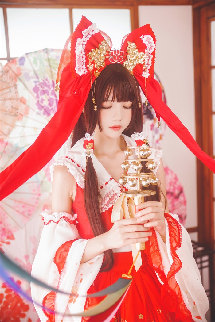 萝莉风COS 桜桃喵 – 灵梦／超可爱／新年快乐哦 [45P/553MB]插图2