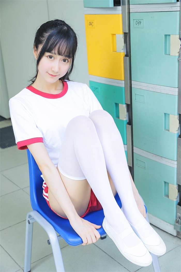 网红Coser@木绵绵OwO – 上户外体育课啦 [59P/806MB]插图1