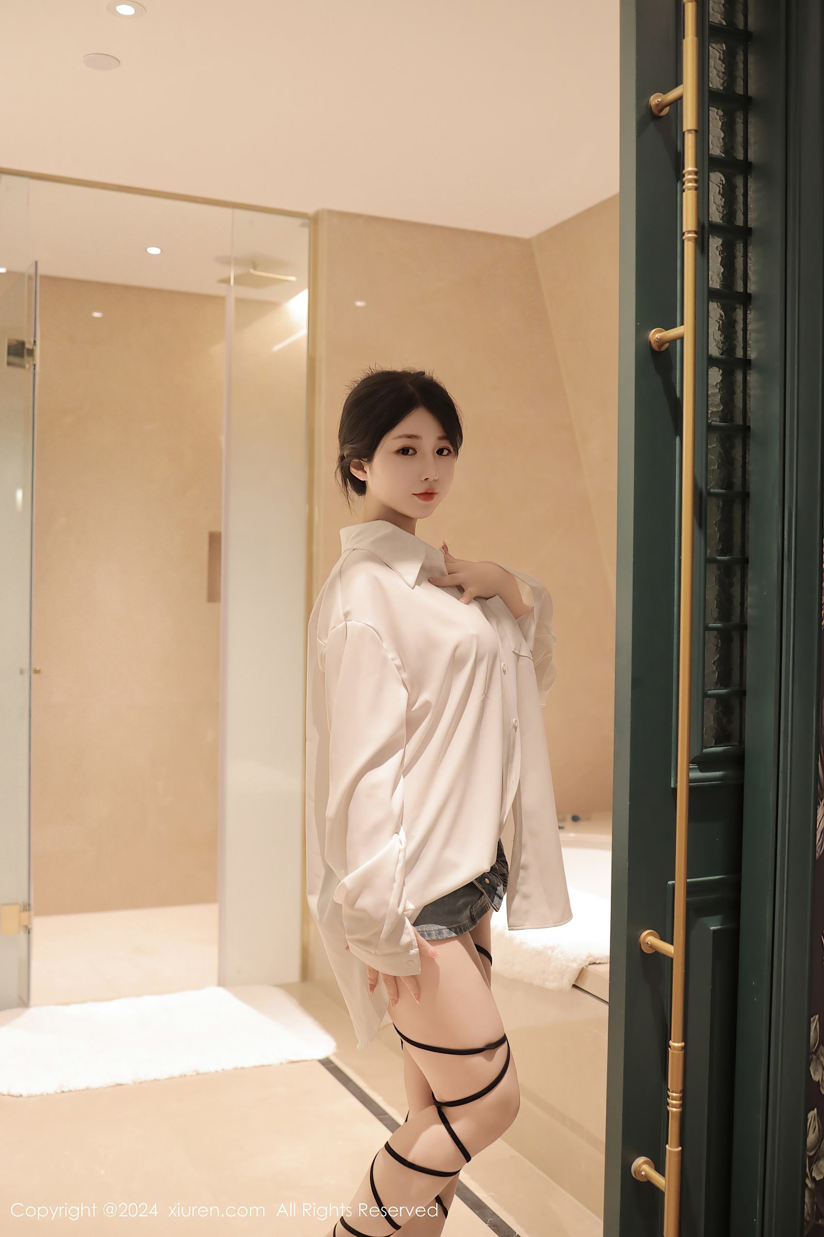 [Xiuren秀人网]2024.04.16 NO.8400 陈小花[77+1P/712MB]插图1