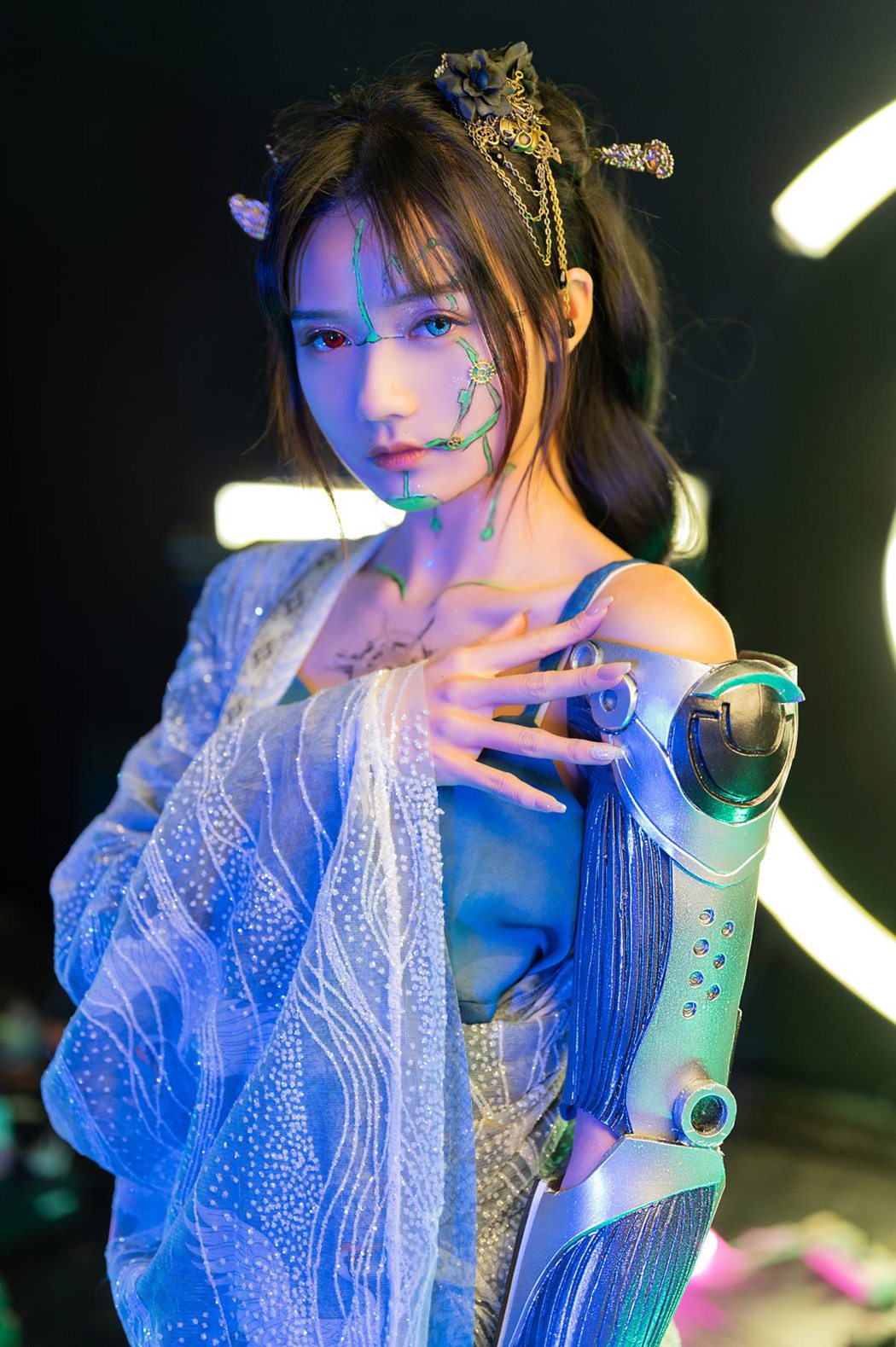 人气Coser@兔子Zzz不吃胡萝卜 未来姬器 [42P/563MB]插图1