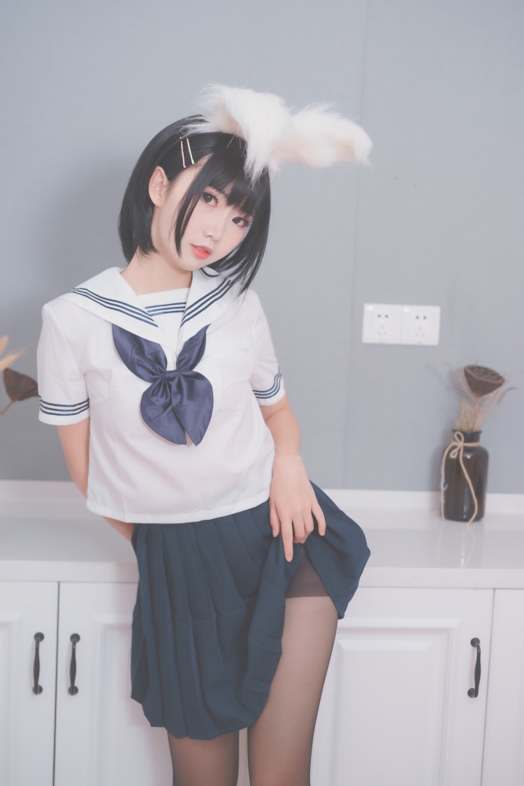 网红Coser@面饼仙儿 – 面饼兔耳jk [17P/170MB]插图2