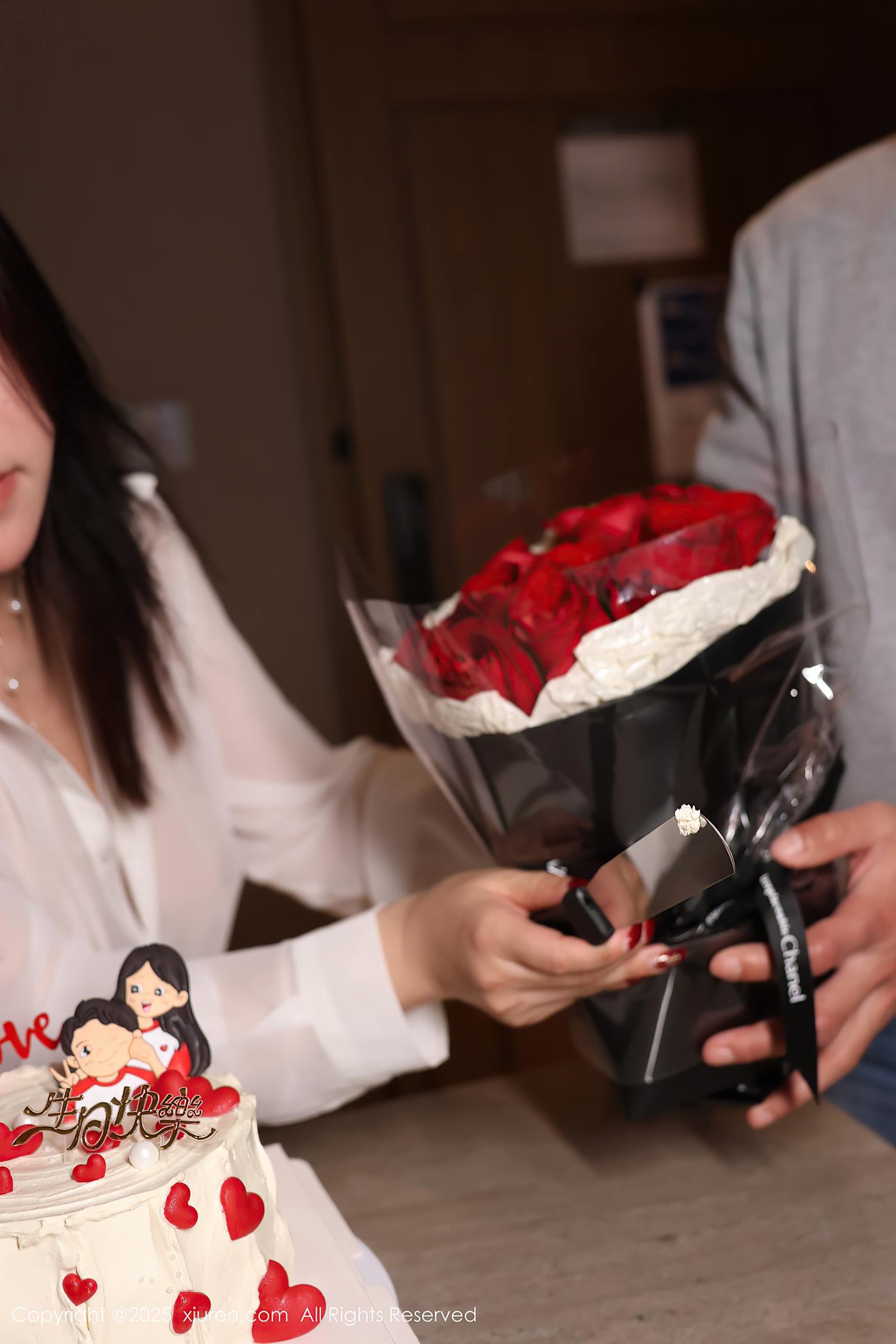 [Xiuren秀人网]2025.03.07 NO.9983 小薯条nienie[106+1P/0.98GB]插图1