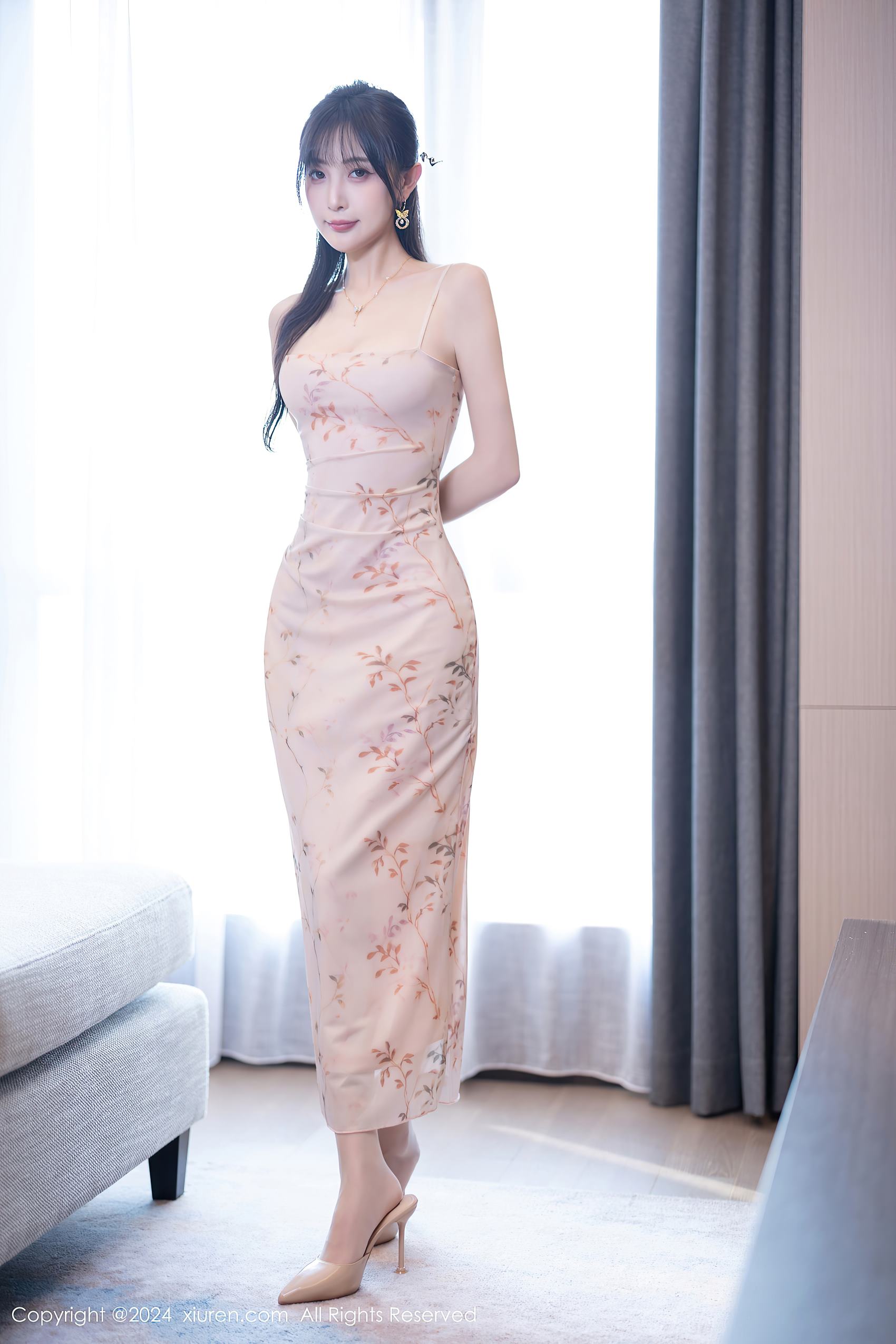 [Xiuren秀人网]2024.06.11 NO.8682 林星阑 粉粉连衣裙 [82+1P/521MB]插图2