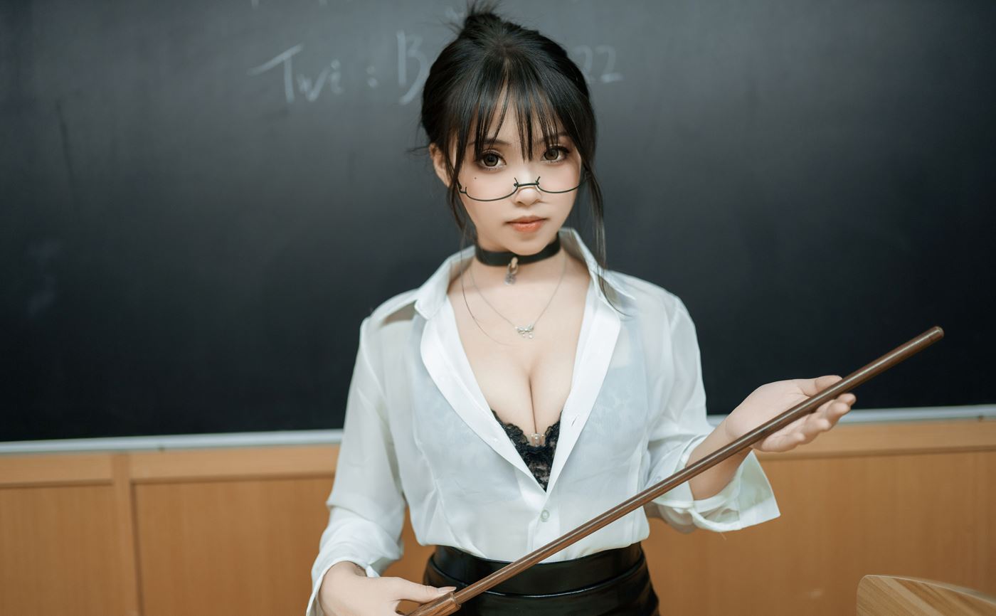 Bangni邦尼 – 老师OL[9P/128MB]插图1