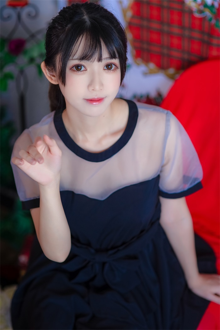 网红Coser@鳗鱼霏儿 – 加藤惠 薄纱礼服 [13P/107MB]插图1