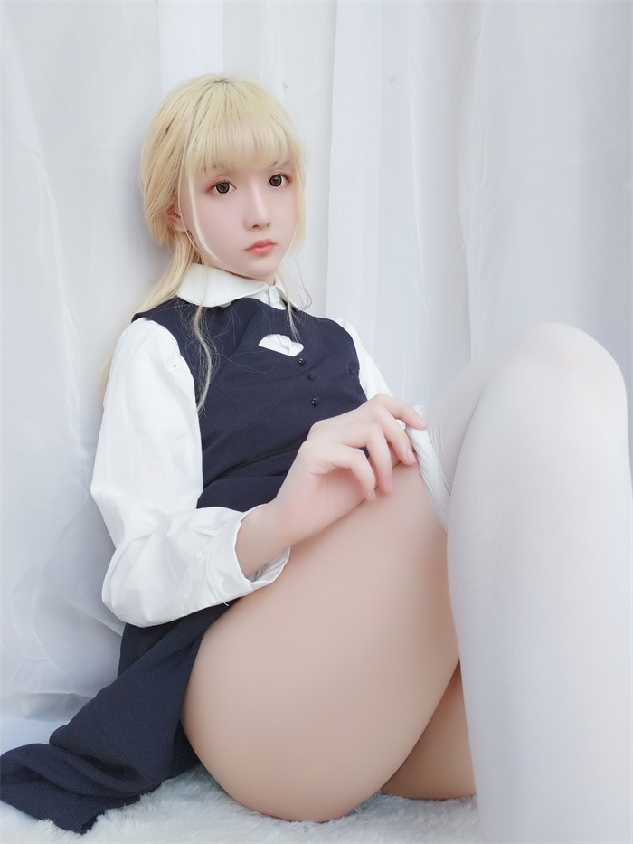 微博妹子@星之迟迟 VOL.6 假日开心快乐包 [62P/54.8MB]插图1