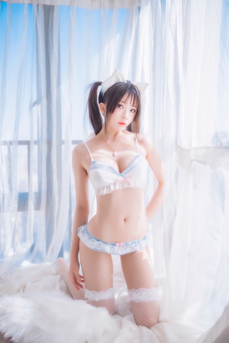 人气Coser@桜桃喵 一只恋爱的小猫咪 [44P/672MB]插图2