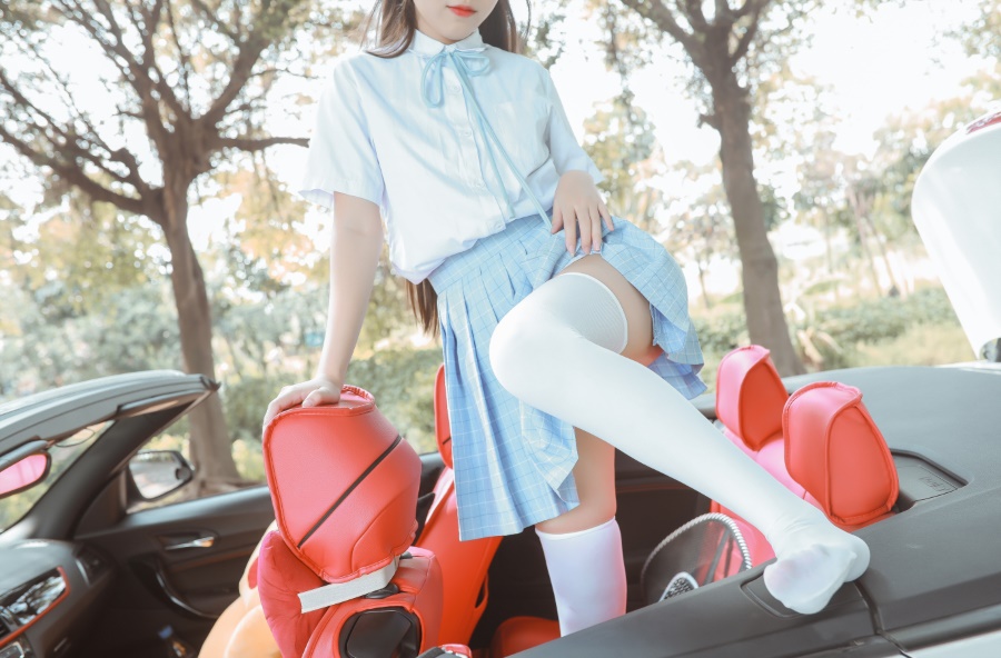 不呆猫 – 白丝过膝袜 [21P/12V/209MB]插图2