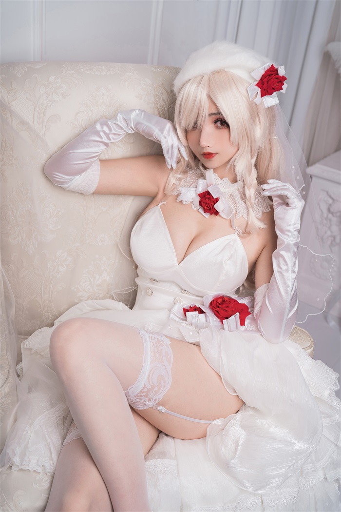 知名动漫Coser@rioko凉凉子 这样的新娘 你想要吗 [25P/245MB]插图1