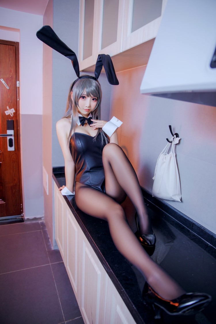 人气动漫Coser@面饼仙儿 – 麻衣学姐 [16P/231MB]插图2