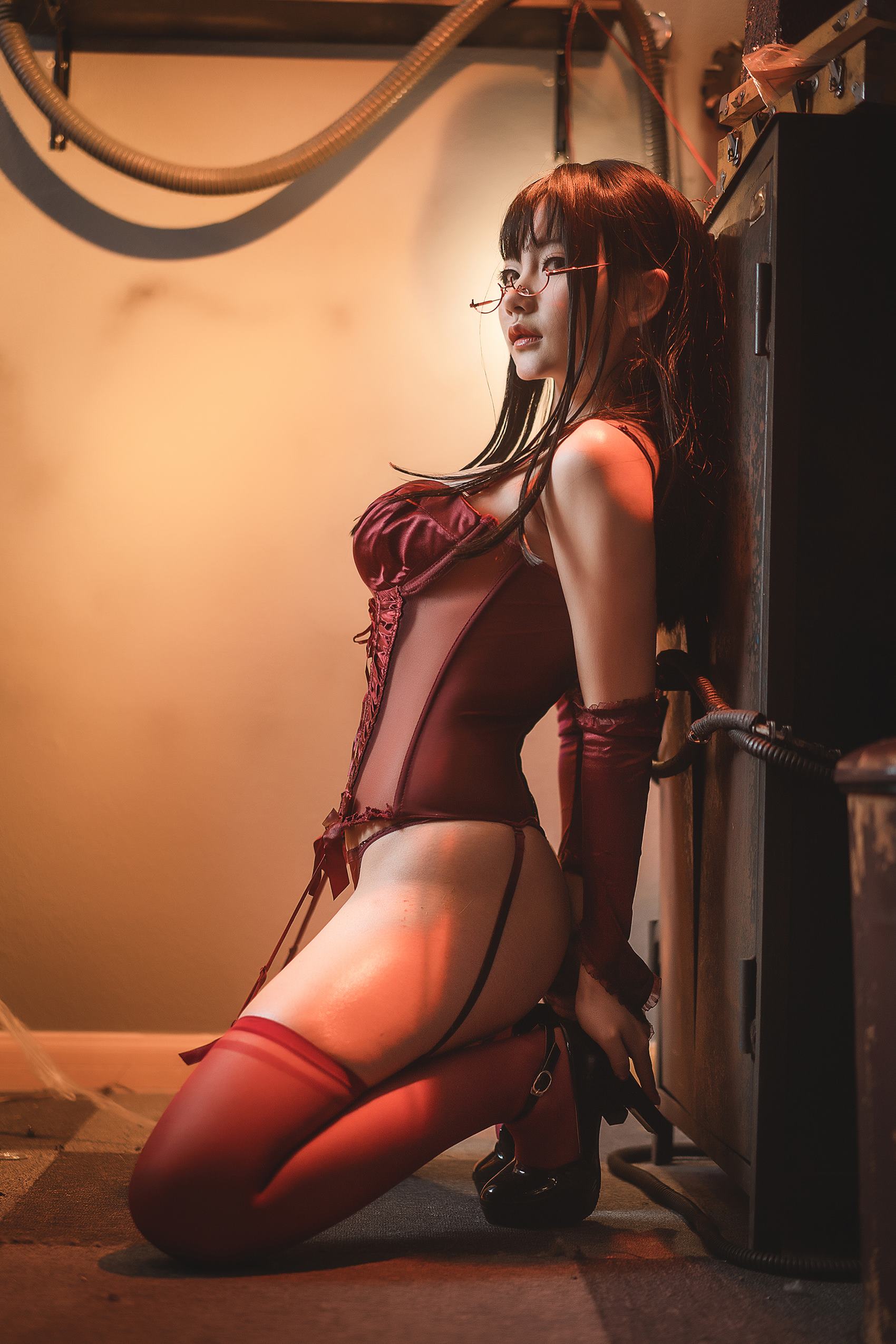 是一只熊仔吗 – 红色corset[42P/189MB]插图1