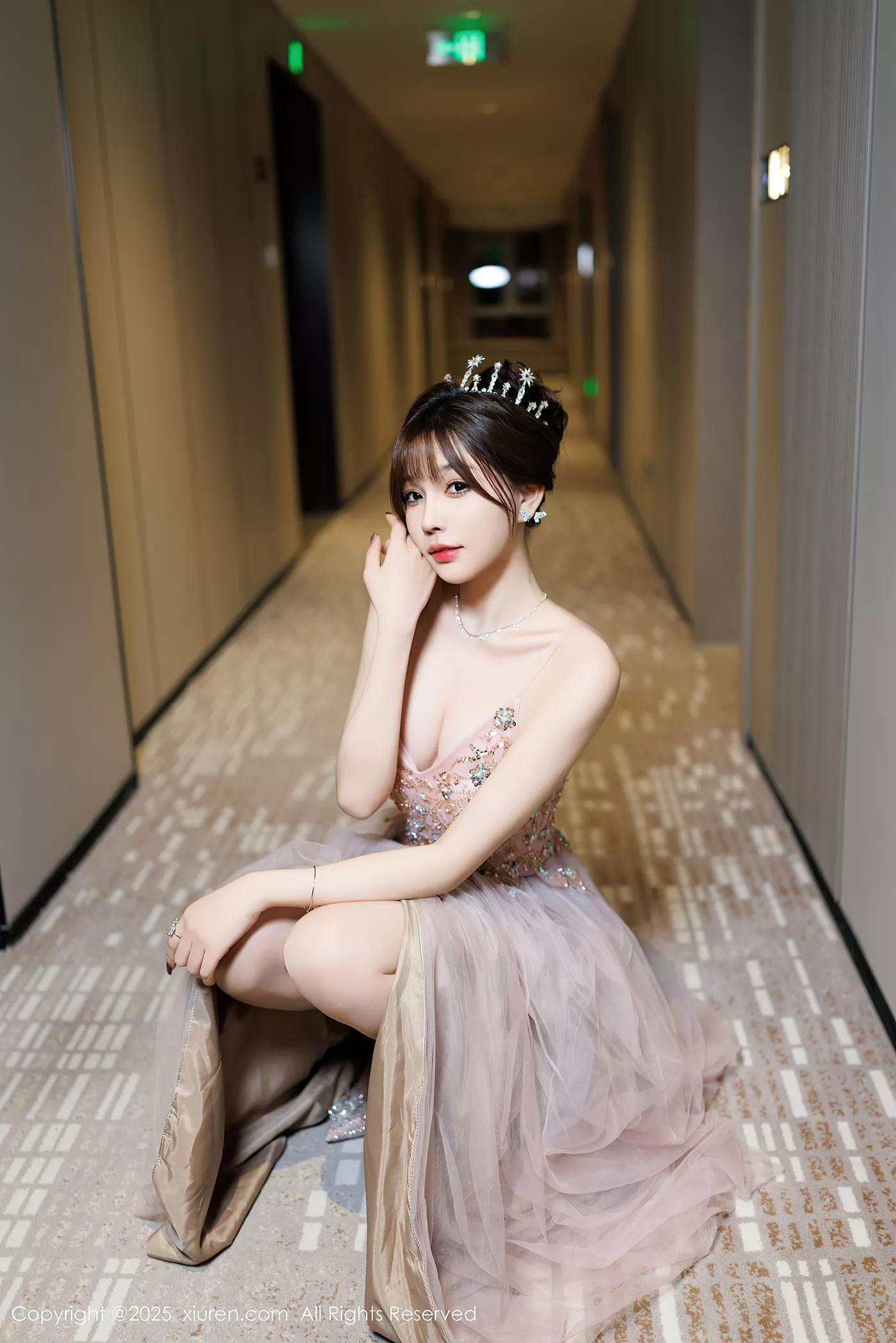 [Xiuren秀人网]2025.01.02 NO.9699 徐莉芝Booty[100+1P/793MB]插图1
