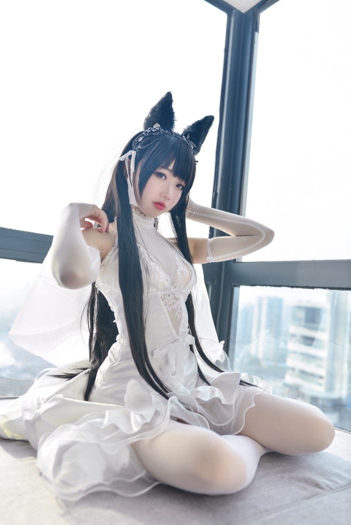 网红Coser@雪琪-爱宕婚纱 白丝 兽耳 [38P/366MB]插图1