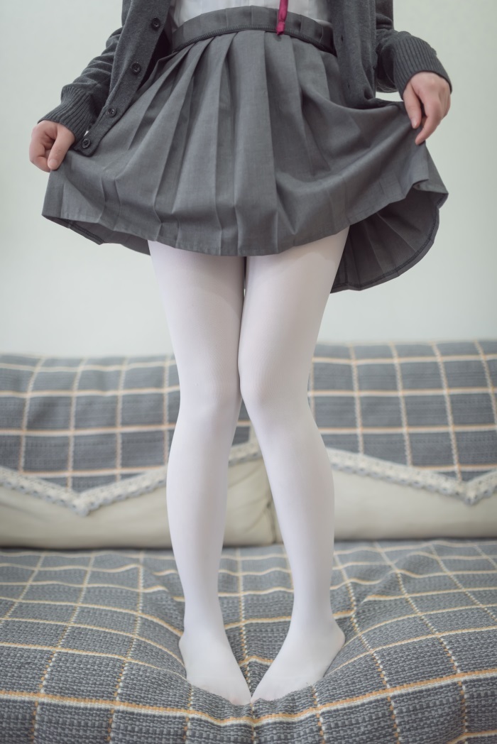 网红Coser@雪琪 – JK白丝 [46P/208MB]插图1
