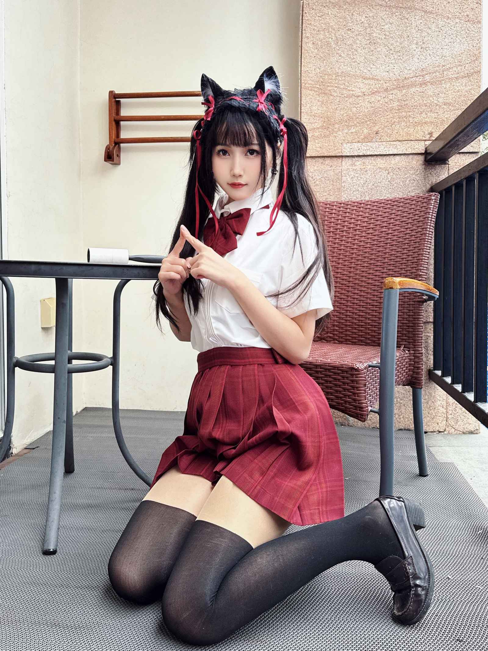 不呆猫 – 温泉双马尾JK[22P/235MB]插图2