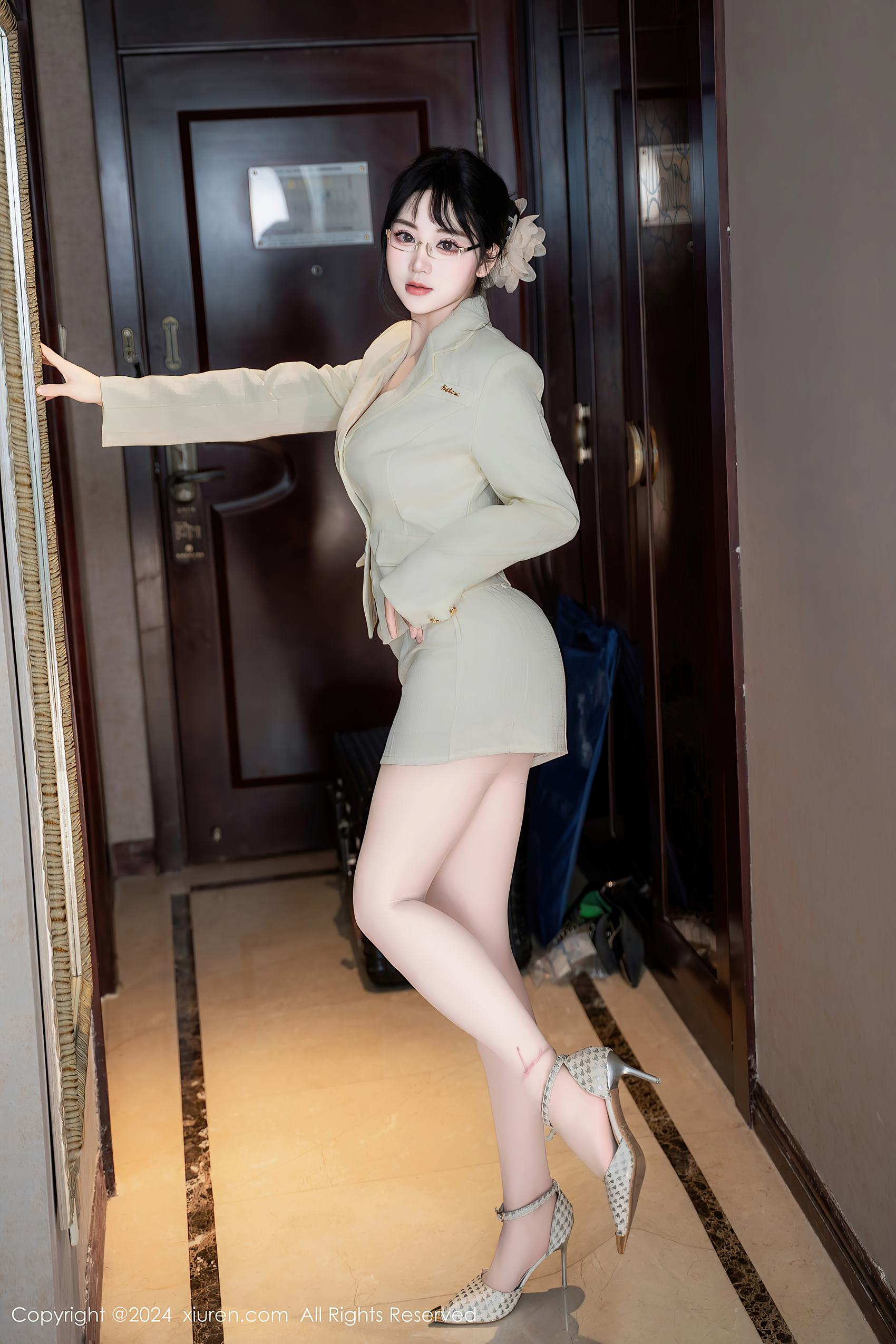 [Xiuren秀人网]2024.06.18 NO.8717 汐汐爱吃草莓[86+1P/769MB]插图2