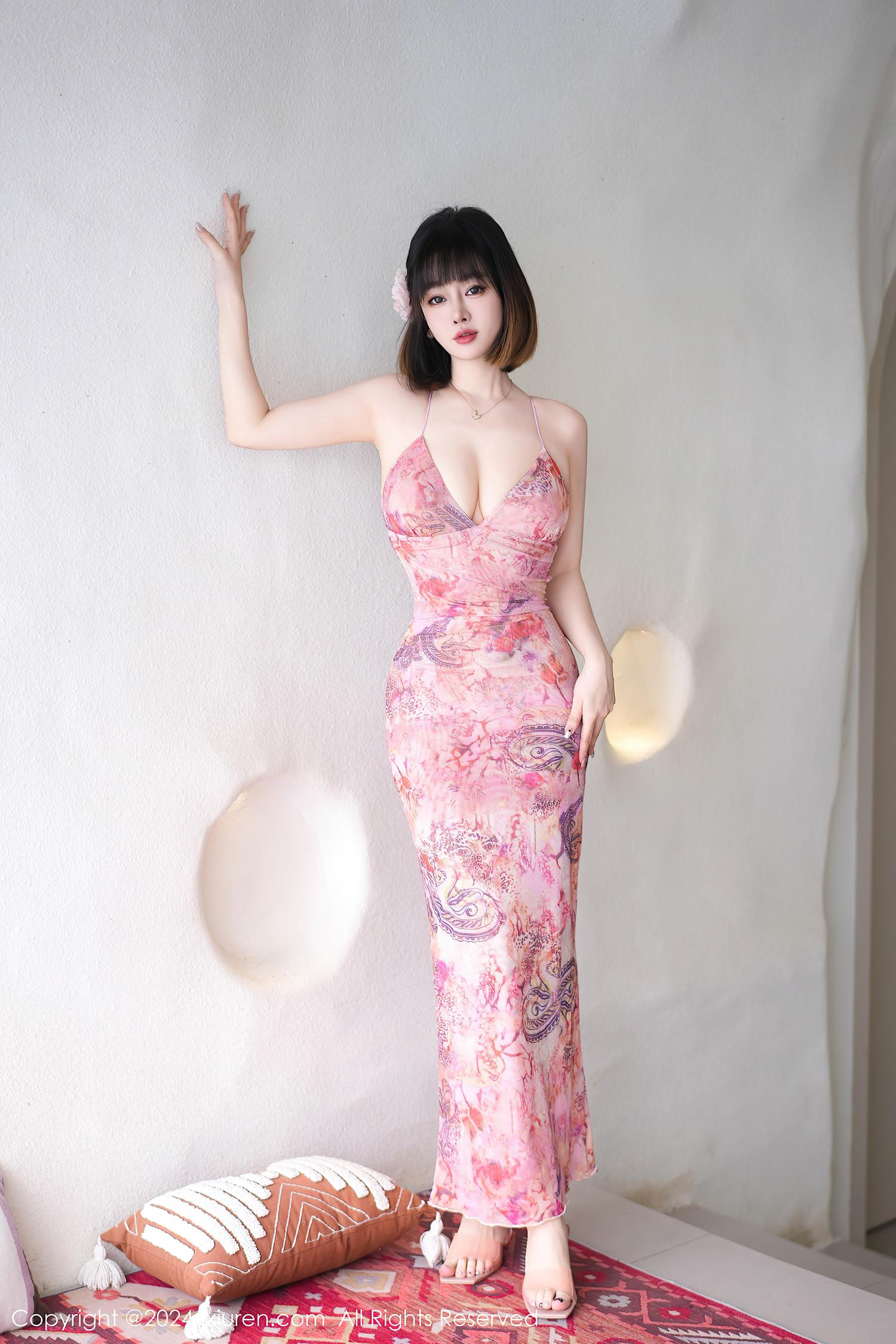 [Xiuren秀人网]2024.08.16 NO.9025 王雨纯[71+1P/674MB]插图2
