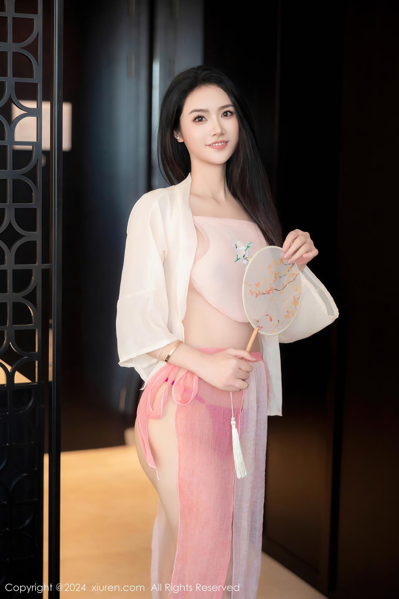 [Xiuren秀人网]2024.12.03 NO.9542 方子萱[77+1P/601MB]插图1