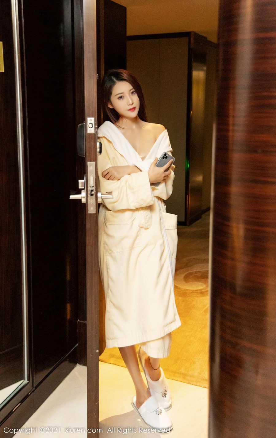 [XIUREN秀人网]2021.12.24 No.4380 汐汐[51+1P/589M]插图1