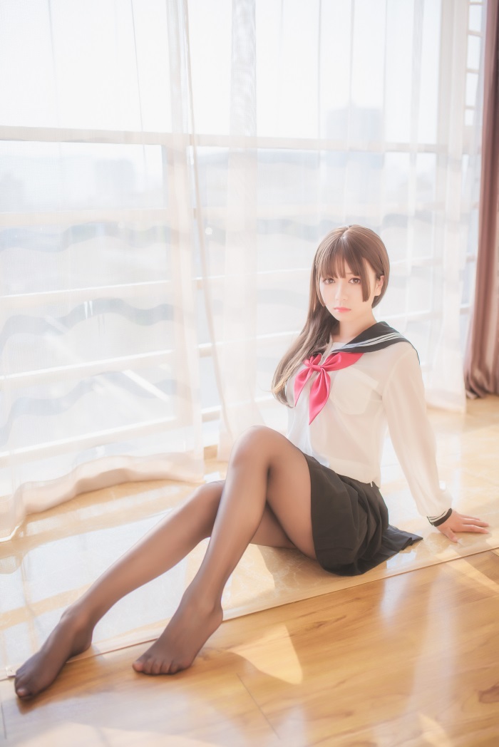 白金Saki写真 – 半透明水手服 [37P/118MB]插图2