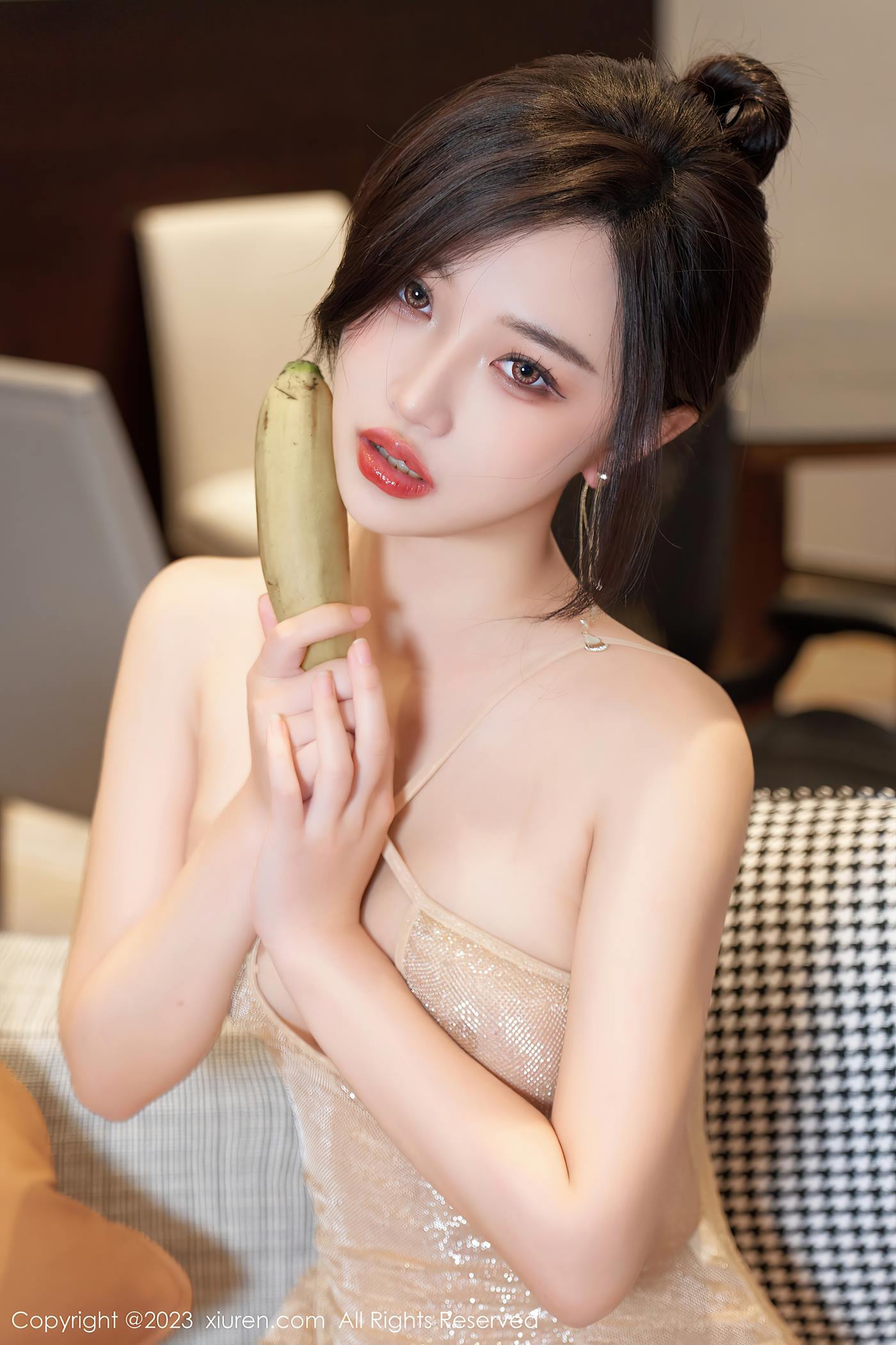 [Xiuren秀人网]2023.06.05 NO.6857 妙可可Cheese[75+1P/824MB]插图1