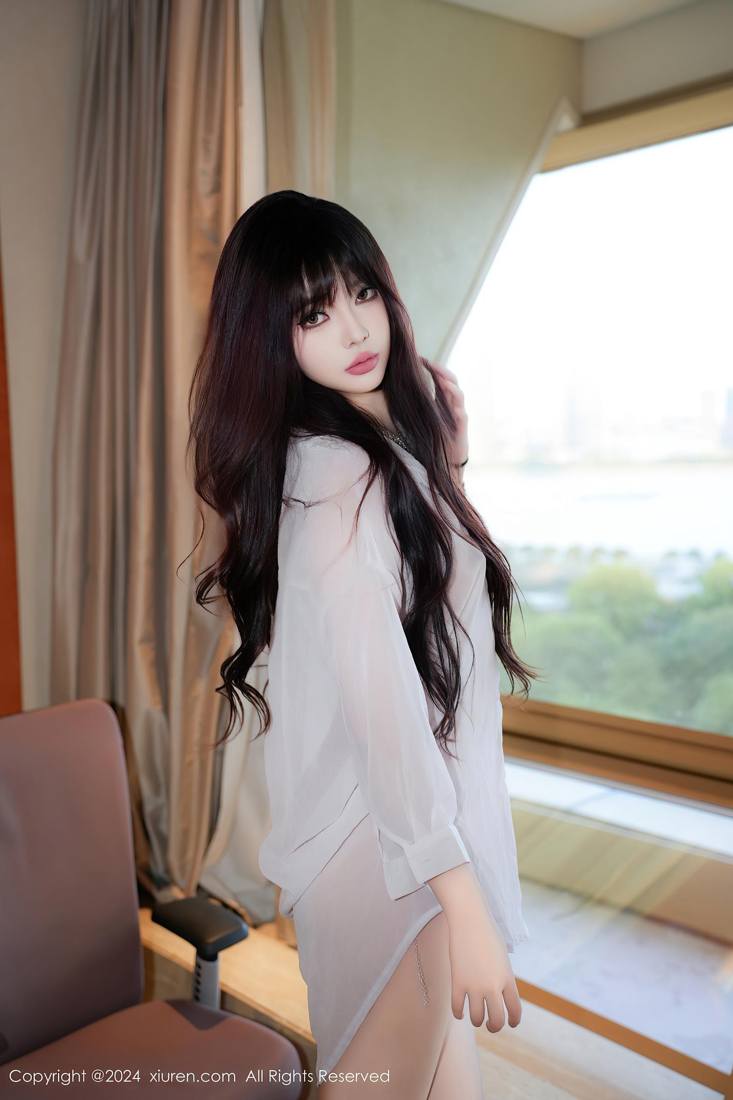 [Xiuren秀人网]2024.08.12 NO.9002 酒精阿姨[77+1P/724MB]插图2